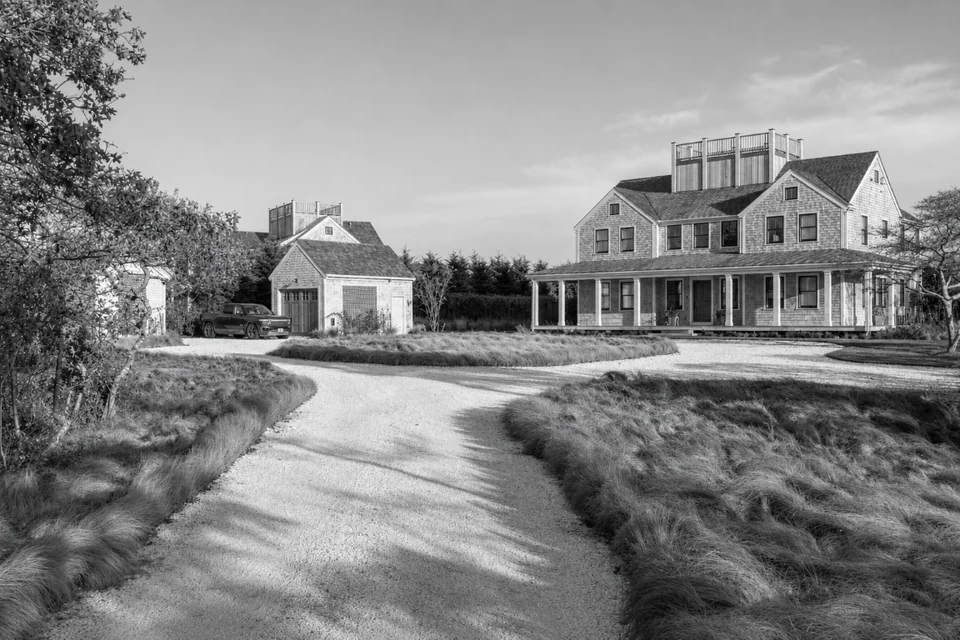 Garden approach and shingle residence at Polpis 01